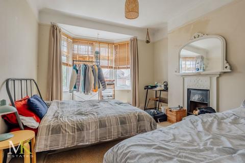 42 Lowther Road, Bournemouth, BH8 8NR