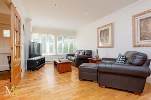 Maple Lodge, 3 Talbot Avenue, Bournemouth, BH3 7HP