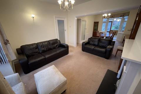 54 Farm Road, Edgware, HA8 9LT