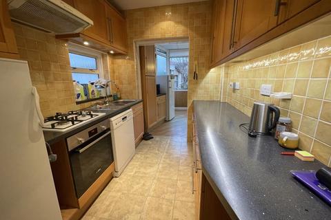 54 Farm Road, Edgware, HA8 9LT