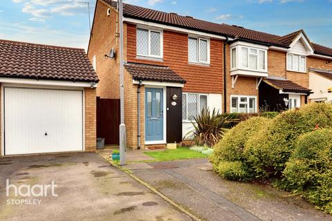 11 Claverley Green, Luton, LU2 8TB