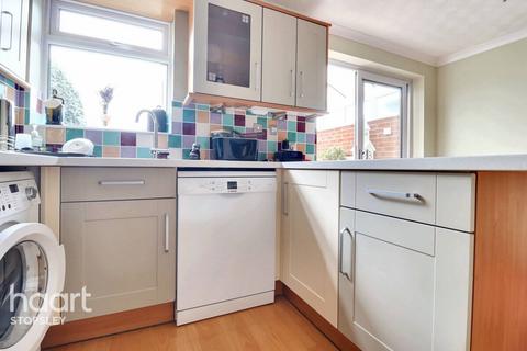 11 Claverley Green, Luton, LU2 8TB