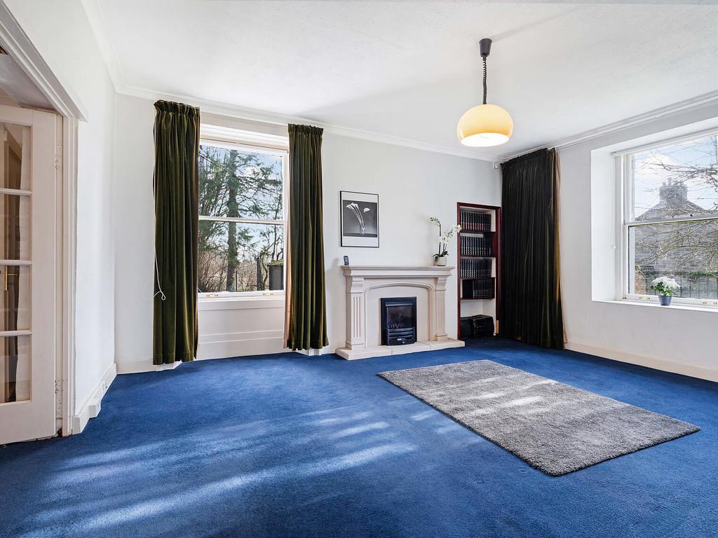 100 Crosshill Street, Lennoxtown, Glasgow, G66 7HQ 3 bed detached house