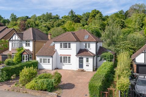 70 Chaldon Way, Coulsdon, CR5 1DD