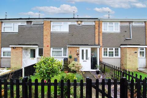 3 bedroom terraced house for sale - Fitzwarin Close, Luton