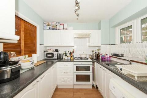 2 bedroom property to rent, Downer Close, Buckingham, Bucks, MK18 7DD