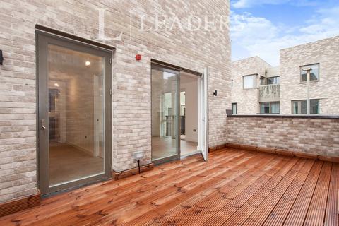 4 bedroom semi-detached house to rent, Knights Park, CB3