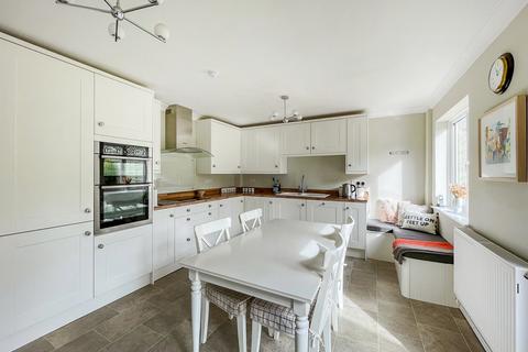 Brandy Bush Brookfield, Highworth, Swindon, SN6 7HY
