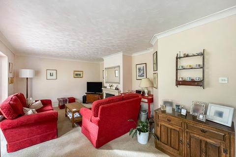 Brandy Bush Brookfield, Highworth, Swindon, SN6 7HY