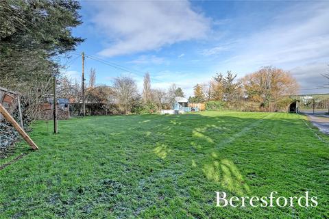 1, Barrows Cottages Brentwood Road, Bulphan, Upminster, RM14 3TL