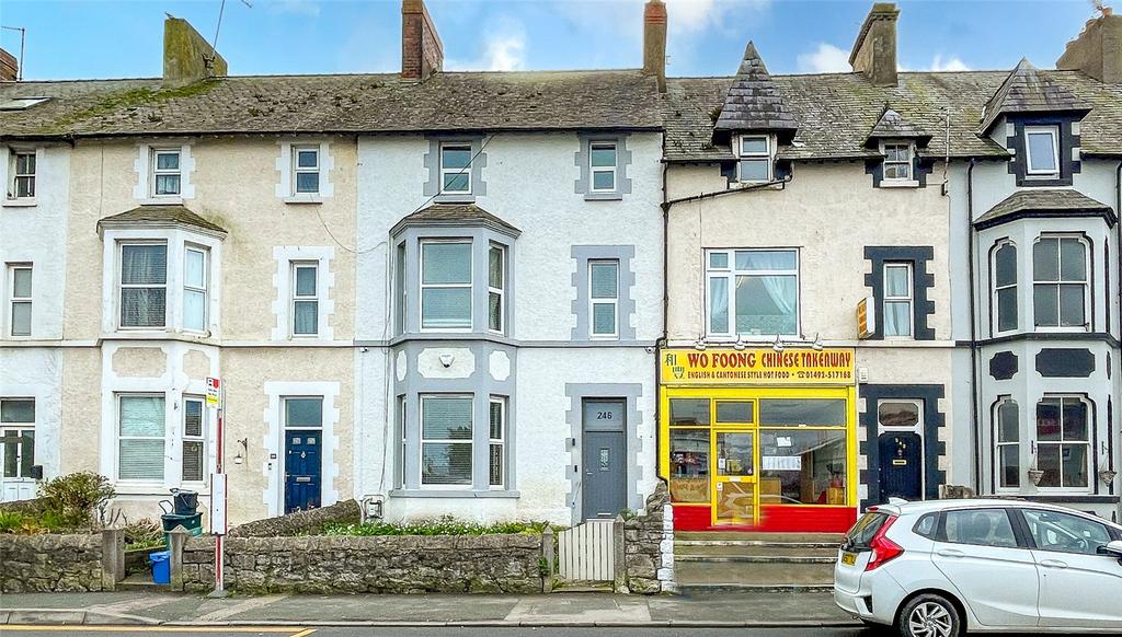 Abergele Road, Old Colwyn, Colwyn Bay, Conwy, LL29 7 bed terraced house