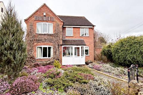 3 bedroom detached house for sale, Cherry Orchard, Pershore