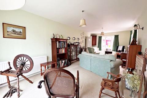 3 bedroom detached house for sale, Cherry Orchard, Pershore