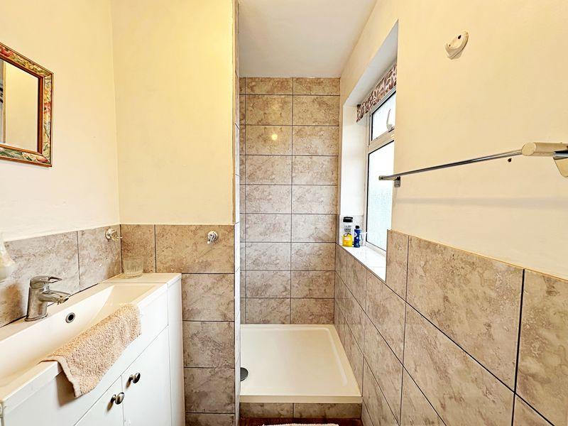 En-suite shower room