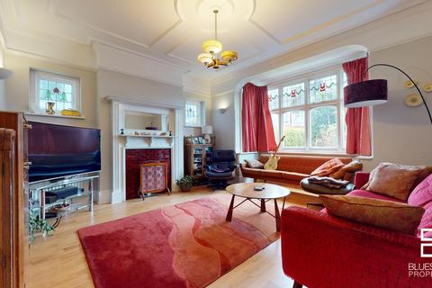 4 bedroom semi-detached house to rent - Braxted Park, Streatham