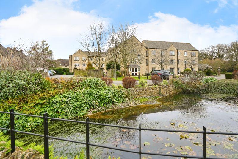 67 St. Marys Mead, Witney OX28 1 bed flat for sale £90,000
