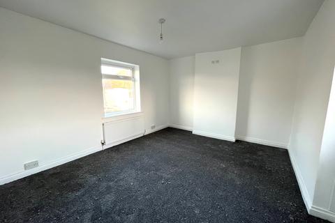 3 bedroom apartment to rent, Primrose Road, Holland-on-Sea