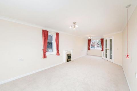 2 bedroom flat for sale, 405-411 Reading Road, Wokingham RG41