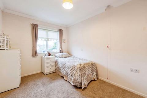 1 bedroom flat for sale, Station Road, Littlehampton BN16