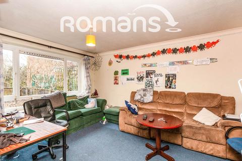 4 bedroom terraced house to rent - Roman Way, Farnham