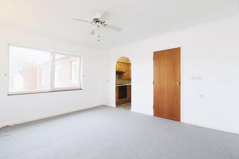 1 bedroom flat for sale, Crocker Street, Newport PO30