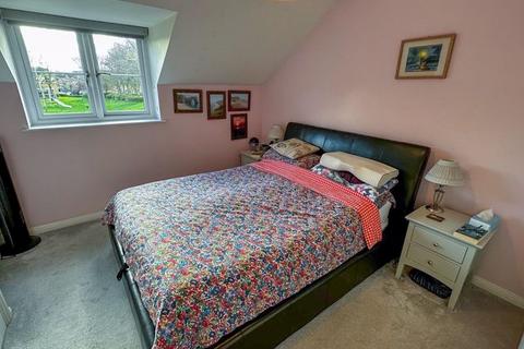 2 bedroom semi-detached house for sale, Eaton Crescent, Taunton TA2