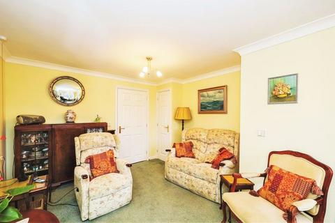 1 bedroom flat for sale, 118-124 Havant Road, Portsmouth PO6
