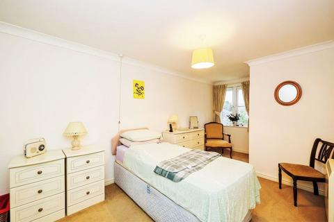 1 bedroom flat for sale, 118-124 Havant Road, Portsmouth PO6