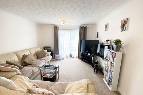2 bedroom apartment for sale, Bath Road, Woolhampton RG7