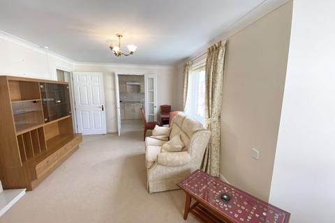 2 bedroom flat for sale, Windsor Way, Aldershot GU11