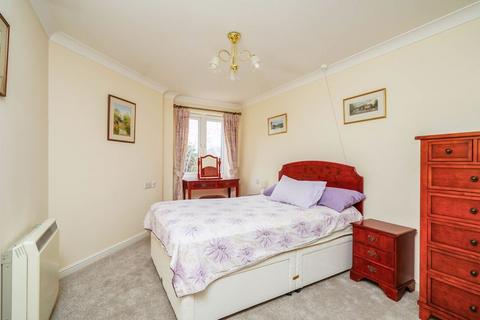1 bedroom flat for sale, Banbury Road, Kidlington OX5