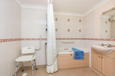 1 bedroom flat for sale - Windsor Way, Aldershot GU11