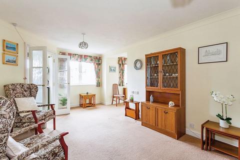 1 bedroom flat for sale, Ackender Road, Alton GU34