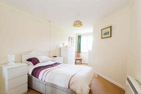 1 bedroom flat for sale, Ackender Road, Alton GU34