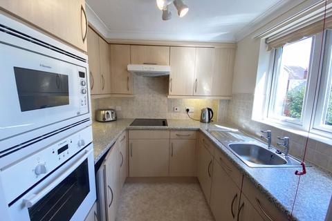 1 bedroom flat for sale - Victoria Road, Farnborough GU14