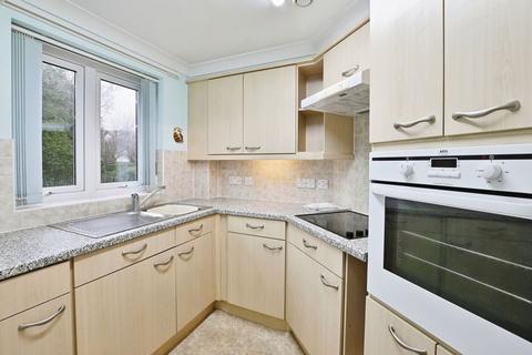 1 bedroom flat for sale, 82-86 London Road, Cowplain PO8