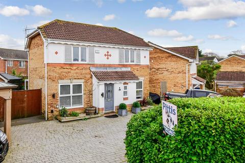3 bedroom detached house for sale, Britannia Way, East Cowes, Isle of Wight