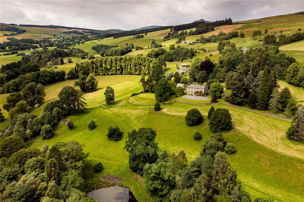 Cloichfoldich, Strathtay, Pitlochry, Perthshire, PH9 7 bed detached