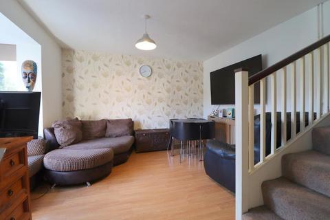 2 bedroom cluster house for sale, Felbrigg Close, Wigmore, Luton, Bedfordshire, LU2 8UL