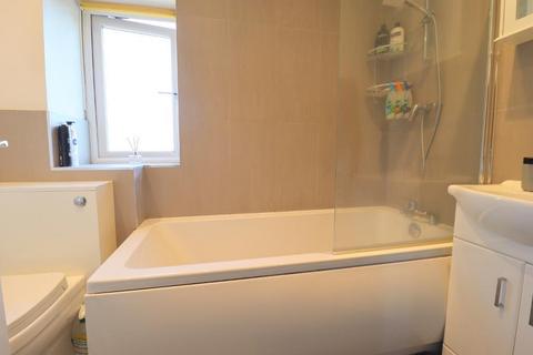 18 Felbrigg Close, Luton, LU2 8UL