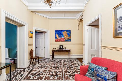 3 bedroom flat for sale, Evelyn Mansions Carlisle Place London SW1P 1NH
