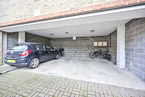 Parking to rent, Carnwath Road, Fulham, London, SW6