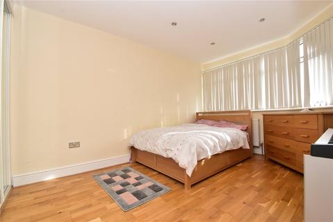 3 bedroom end of terrace house for sale, Marcet Road, Dartford, Kent, DA1