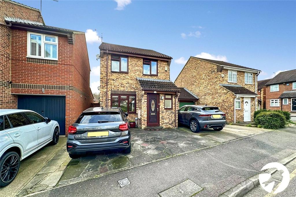 Cowley Avenue, Greenhithe, Kent, DA9 3 bed link detached house £450,000