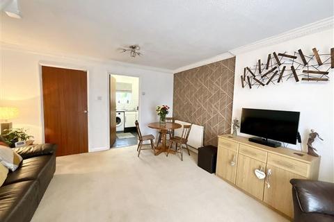 4 Badger Place, Sheffield, S13 7TL