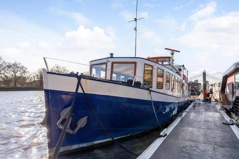 4 bedroom houseboat for sale, London SW3