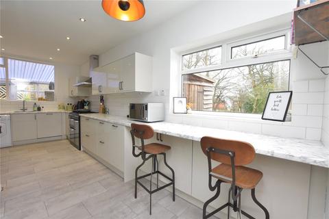 12 Queenswood Gardens, Leeds, LS6 3ED