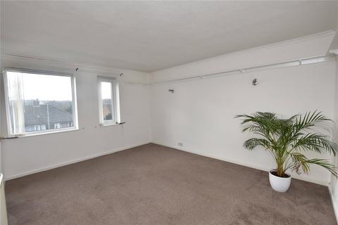 2 bedroom apartment for sale, Moseley Wood Drive, Cookridge, Leeds