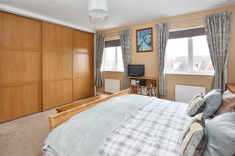 4 bedroom townhouse for sale - Oaklands Close, Leeds