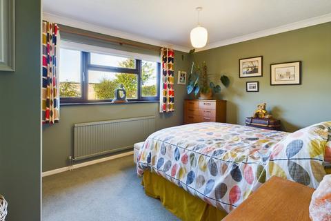 9 Hallfields, Shouldham, King's Lynn, PE33 0DN